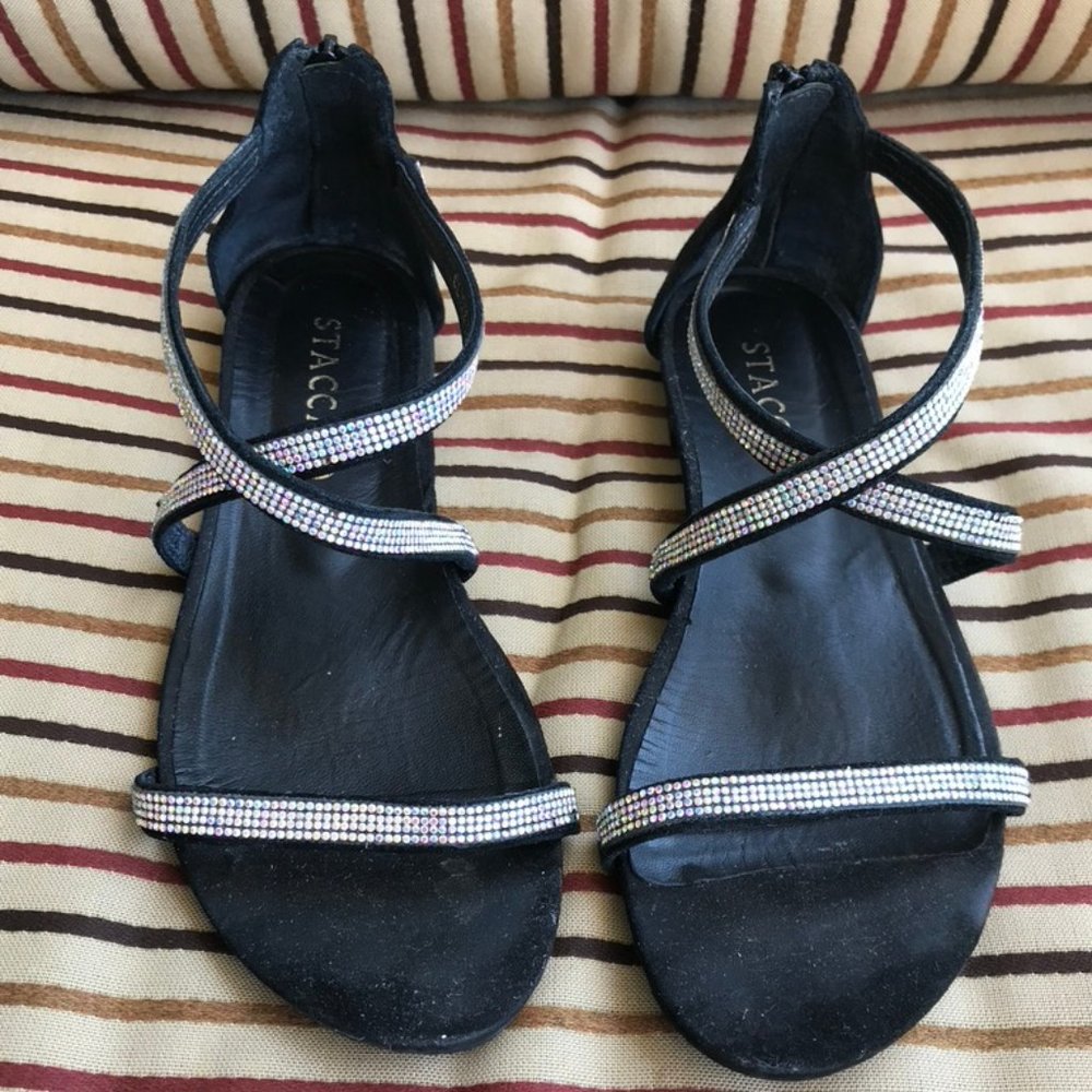 Black sandals with bling